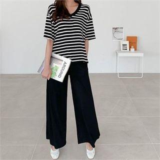 Set: V-neck Striped T-shirt + Band-waist Wide-leg Pants