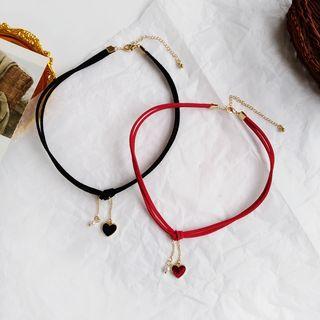 Velvet Heart Faux Pearl Choker
