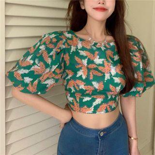 Puff-sleeve Floral Print Cropped Blouse Floral Print - Green - One Size