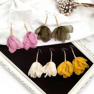 Lace Petal Fringed Earring