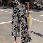 Set: Cold Shoulder Short-sleeve T-shirt + Floral Print Wide Leg Pants