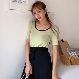 Tie-back Scoop-neck T-shirt