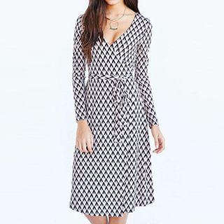 Patterned V-neck Long-sleeve Dress