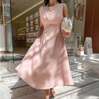 Sleeveless Midi Flowy Dress