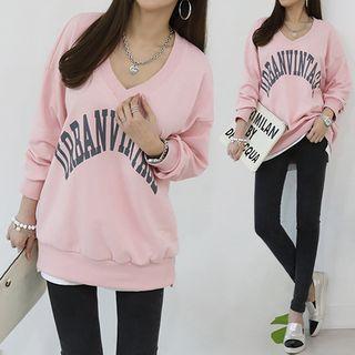 V-neck Letter Print Pullover