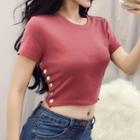 Short-sleeve Buttoned Seam Cropped T-shirt
