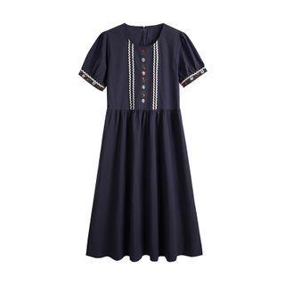 Floral Embroidered Short Sleeve Dress