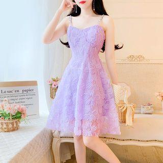 Sleeveless Lace Plain A-line Dress