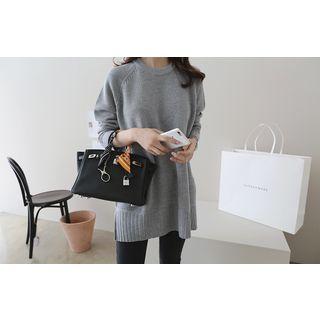 Round-neck Ribbed-trim Knit Top