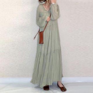 Long-sleeve Maxi Shift Dress Light Green - One Size