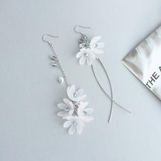 Non-matching Flower Drop Earring / Clip-on Earring