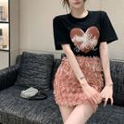 Short-sleeve Heart Print T-shirt / Mini Pencil Skirt