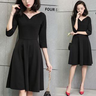 3/4 Sleeve V-neck High Waist Dress