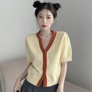 Short-sleeve V-neck Contrast Trim Knit Button-up Top