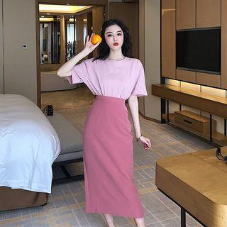 Plain Short-sleeve T-shirt / Plain Back Slit Pencil Skirt