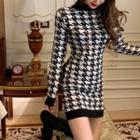 Houndstooth Long-sleeve Mini Sheath Knit Dress As Shown In Figure - One Size
