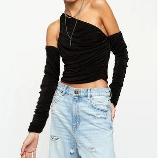 Sleeveless Knit Top / Arm Sleeve