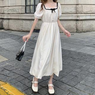 Contrast Trim Square-neck Puff-sleeve Dress