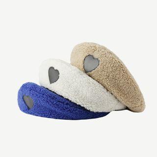 Heart Applique Faux Shearling Beret Hat