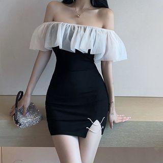 Off-shoulder Ruffle Split Dress