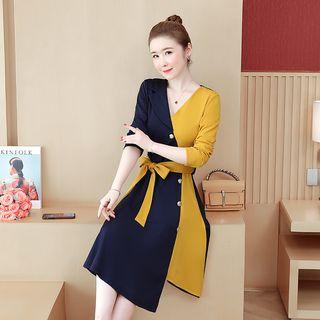 Long-sleeve Contrast-color A-line Dress