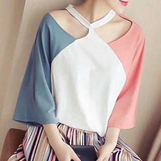 Shoulder Cutout 3/4-sleeve T-shirt