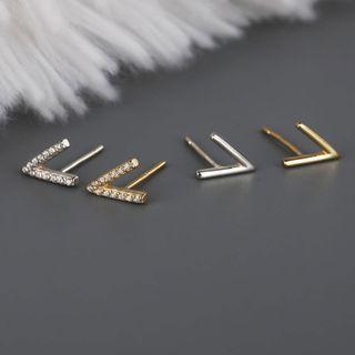 V-shaped Rhinestone Stud Earring Sterling Silver