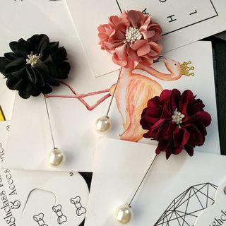 Flower Faux Pearl Brooch