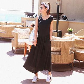 U-neck Sleeveless Shirred Maxi Dress