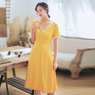 Lace Trim Button Front Short-sleeve Dress