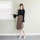 Geometric Pattern Asymmetric A-line Skirt