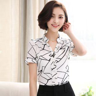 Short-sleeve Floral Print Slim Blouse