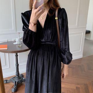 Long-sleeve V-neck Midi A-line Velvet Dress Black - One Size