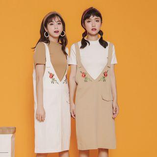 Set: Short-sleeve T-shirt + Embroidered Pinafore Dress