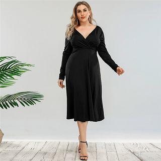 Plus Size Long Sleeve V Neck Plain A-line Dress