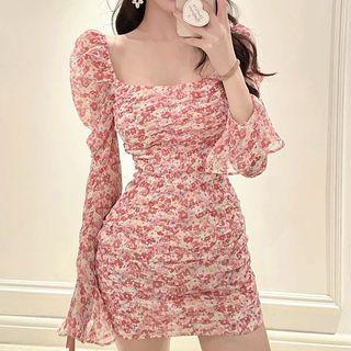 Flower Print Blouse / Mini Sheath Dress / Mini Pleated Skirt
