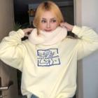 Set: Angel Embroidered Sweatshirt + Scarf