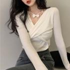 Bow Accent Camisole / Long-sleeve V-neck T-shirt