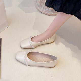 Lace Ruffle Flats