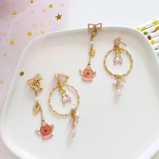 Non-matching Alloy Rabbit & Teapot Dangle Earring