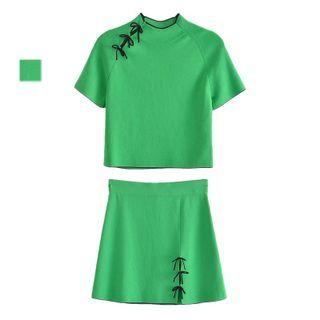 Short-sleeve Bow-accent Crop Top / Mini Skirt