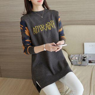Lettering Side Slit Sweater