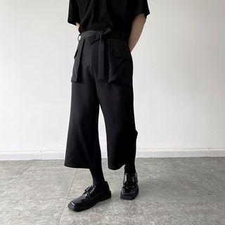 Pocket Detail Straight Leg Crop Pants