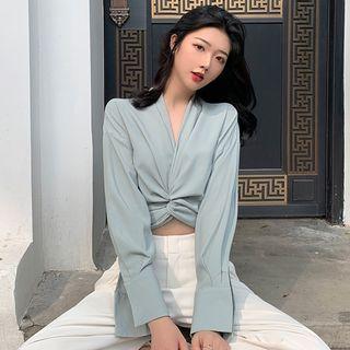 V-neck Knotted T-shirt / High-waist Layered A-line Skirt