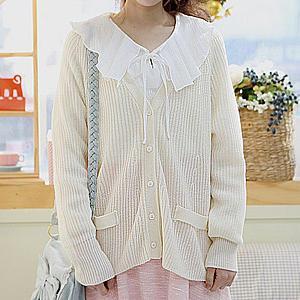 V-neck Raglan-sleeve Cardigan