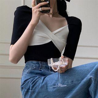 Short Sleeve Sweetheart Neckline Two Tone Knotted Knit Top
