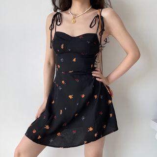 Sleeveless Lace-up Fruit Print Dress