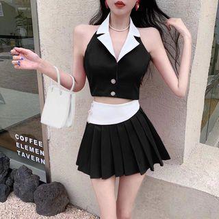 Sleeveless Contrast Trim Top / Pleated Skirt