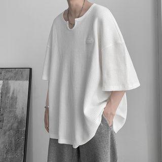 3/4-sleeve Notched T-shirt