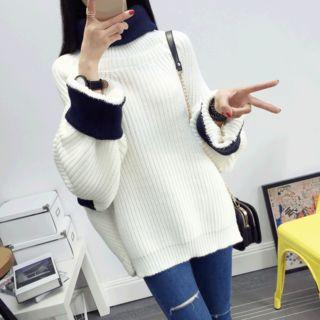 Ribbed Loose-fit Sweater